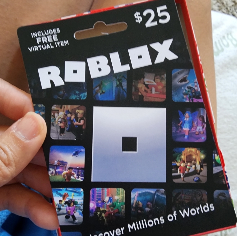Roblox gift card $25